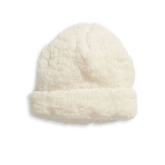Tucker + Tate Girls Cozy Slouch Beanie Ivory Egret One Size Age 7-16 - Picture 1 of 2